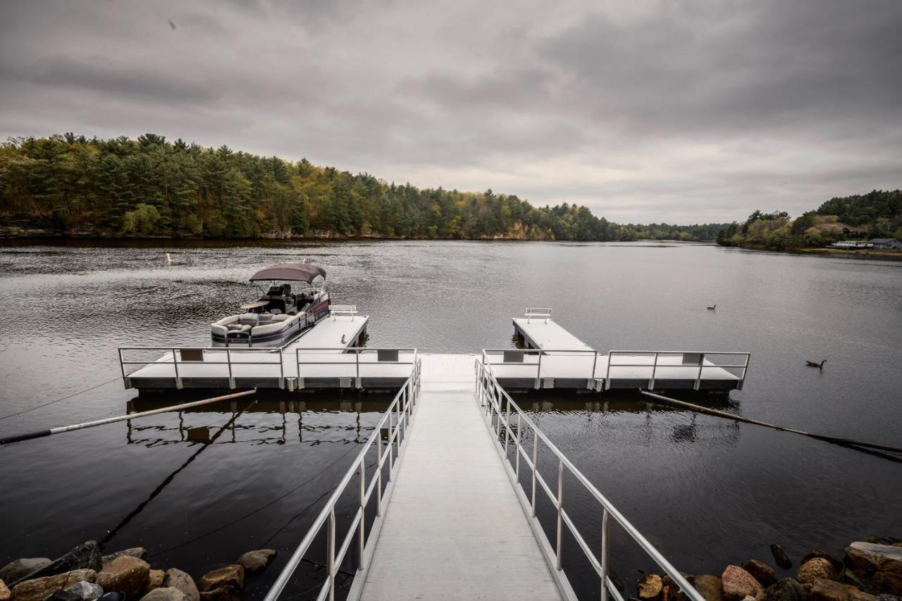 The Vue Boutique Hotel & Boathouse Wisconsin Dells Exteriör bild