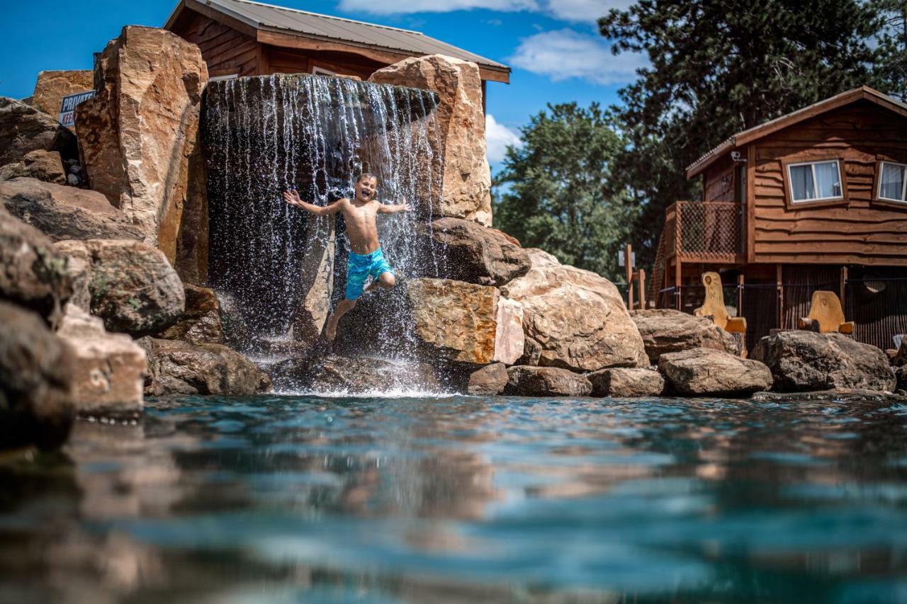 The Vue Boutique Hotel & Boathouse Wisconsin Dells Exteriör bild