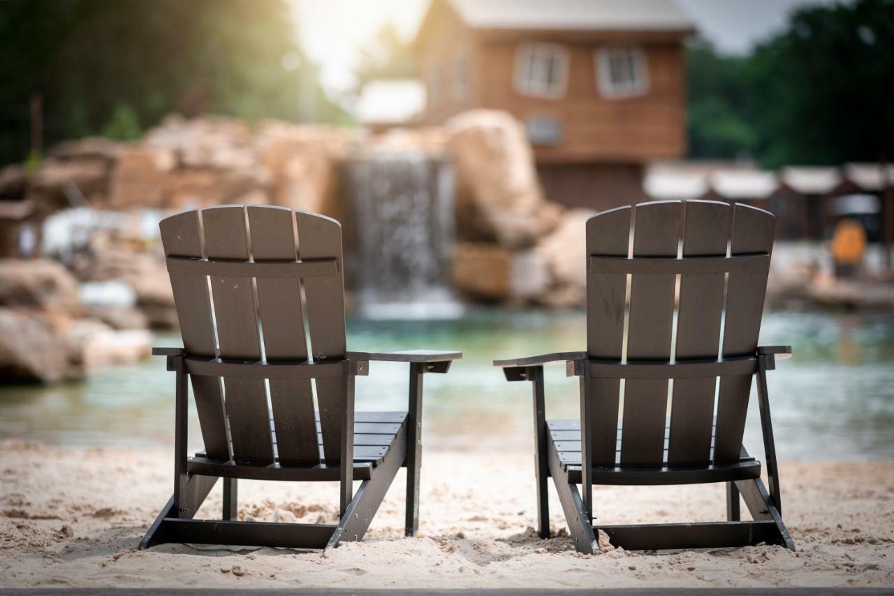 The Vue Boutique Hotel & Boathouse Wisconsin Dells Exteriör bild