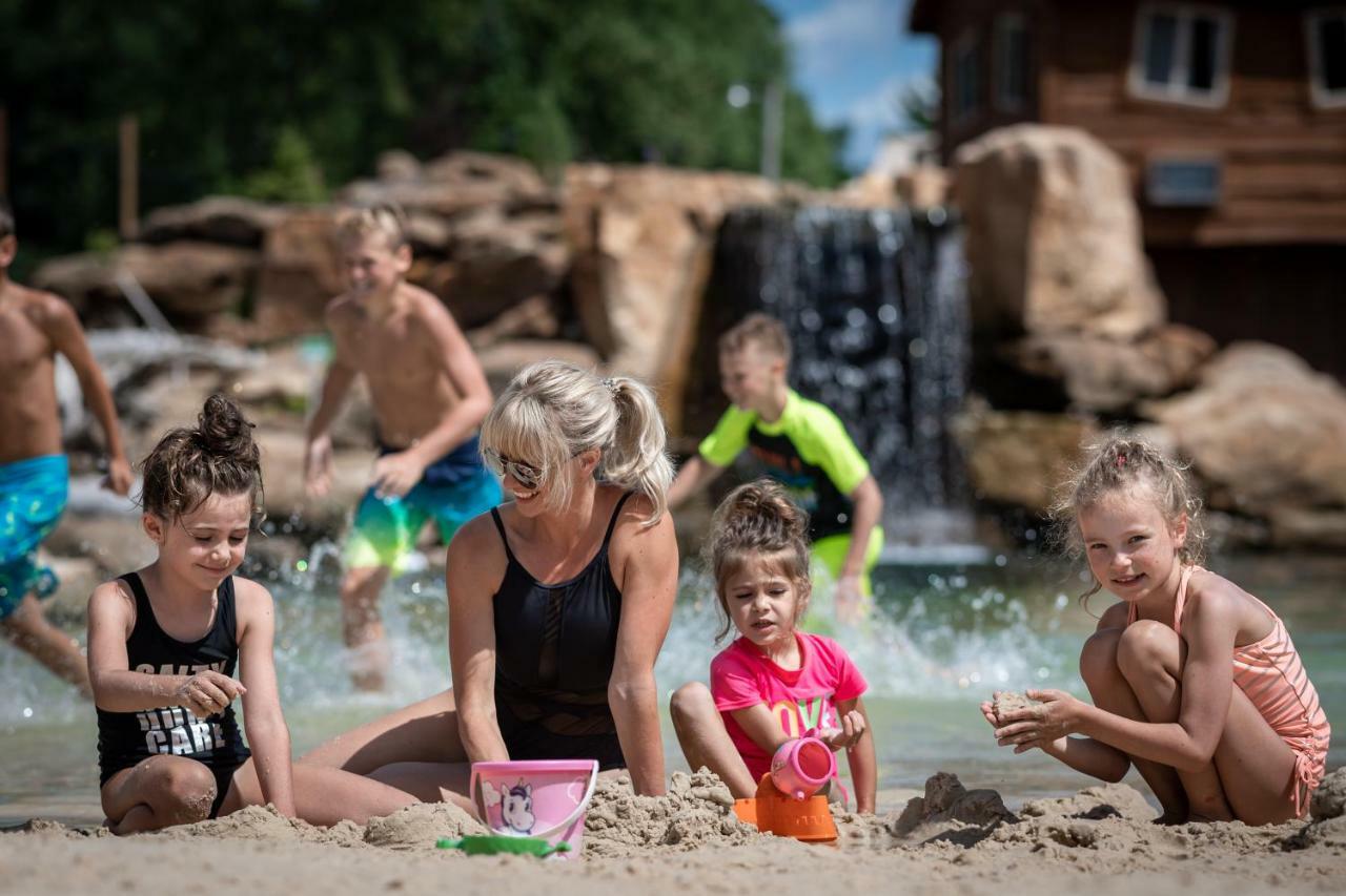 The Vue Boutique Hotel & Boathouse Wisconsin Dells Exteriör bild
